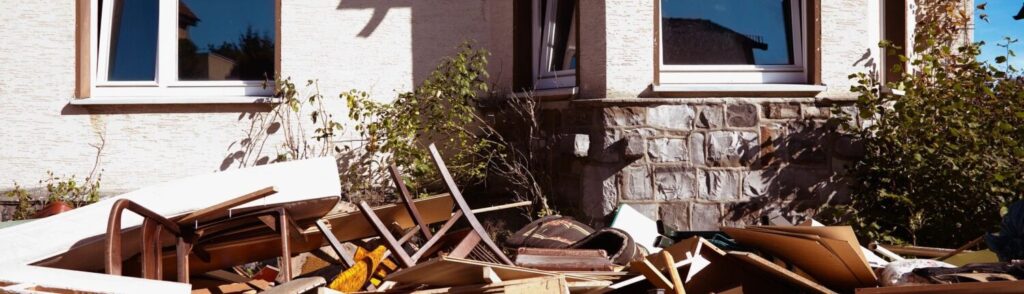 Junk Raider lawn debris removal in Greensboro, NC, Yard Waste Removal Services in Charlotte, Estate Cleanout Services in Charlotte